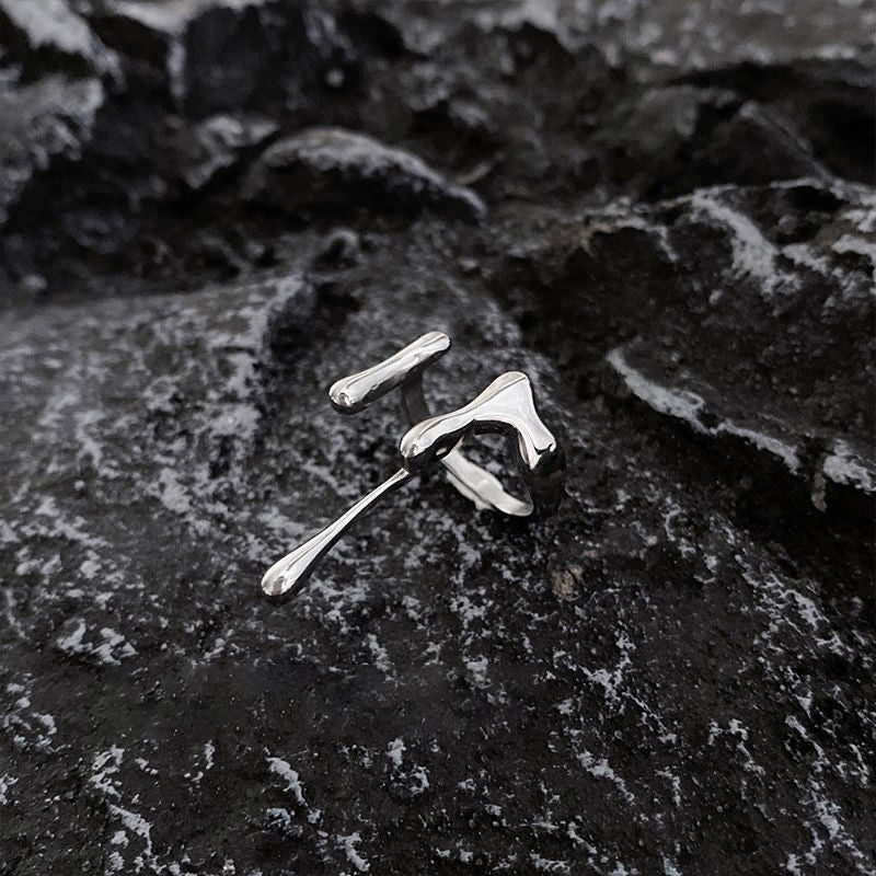 "Platinum Drops" Women's Index Finger Stylish Ring