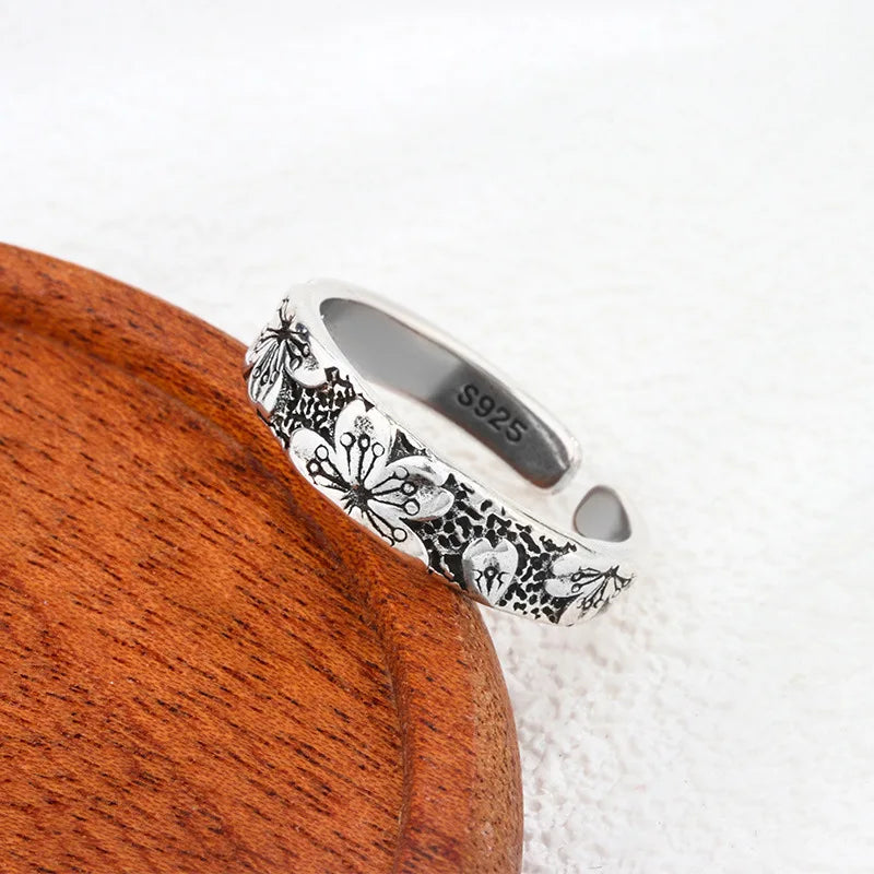 Carved 925 Sterling Silver adjustable Ring with Flower Motives